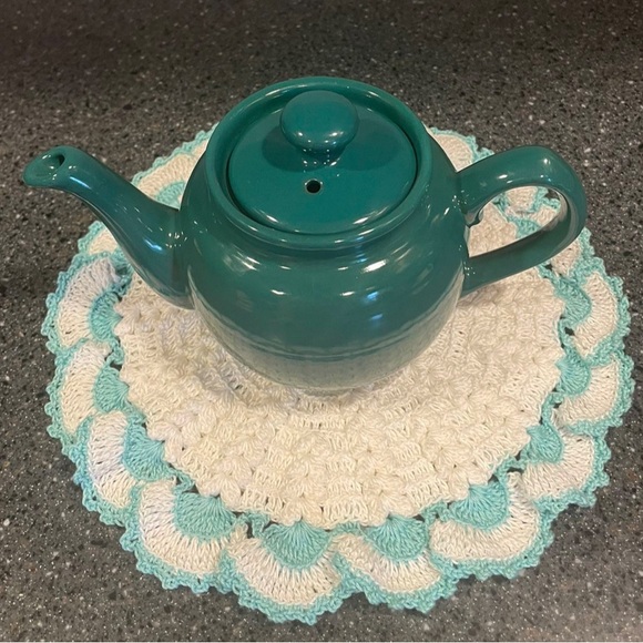 EUC Small Brown Betty Teapot in Green. - Picture 4 of 8